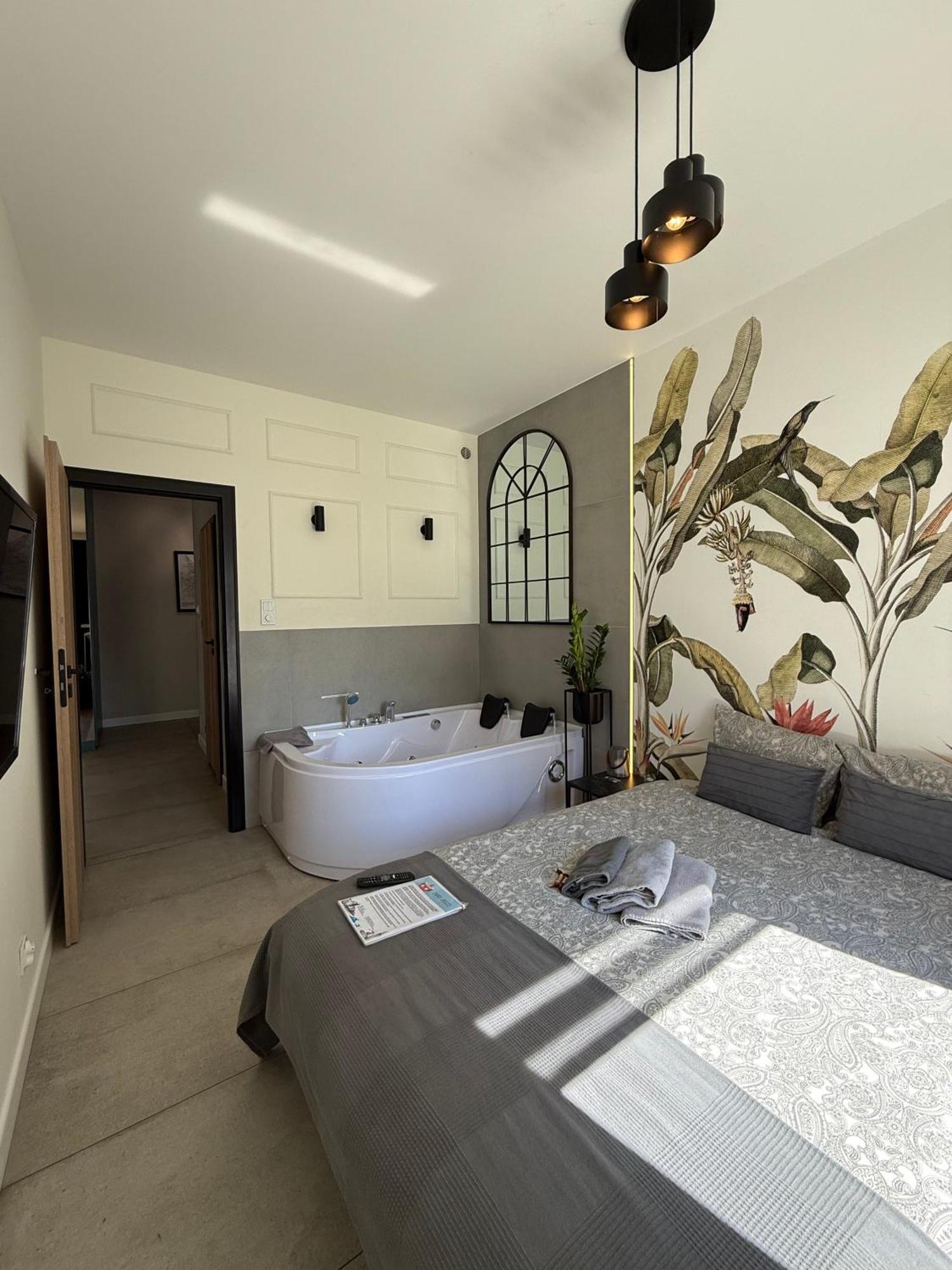 Jacuzzi Apartamenty Gdansk - Relax Apartments Екстер'єр фото